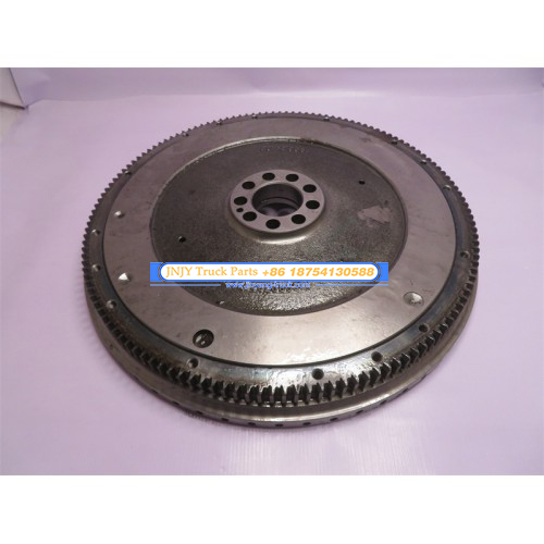 Маховик в сборе с венцом D12 420 л.с HOWO 70T