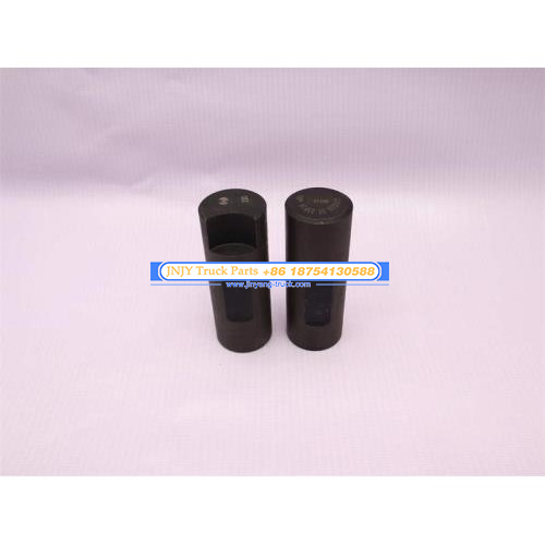 差速器十字轴 汉德TGX桥 中后桥 32*86 短的用2个 原厂 **